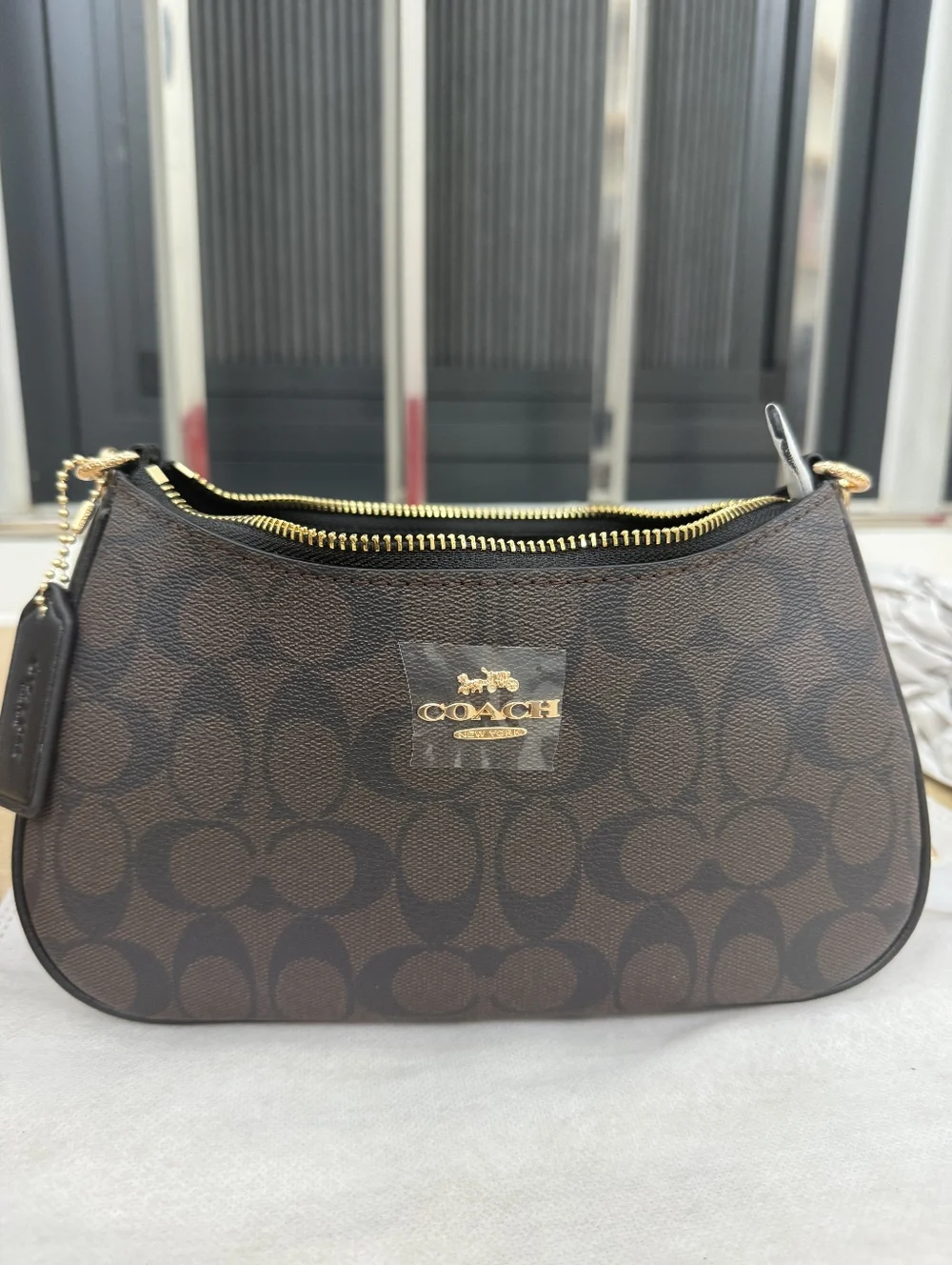 Coach Teri Shoulder Bag Black outlet - Picture 3 of 9